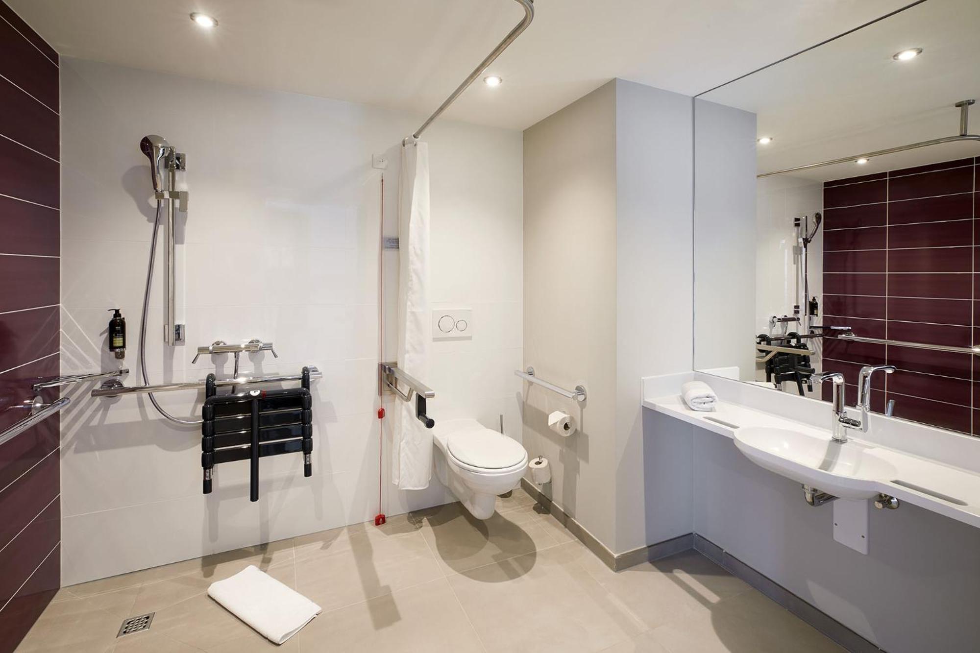 Premier Inn Hamburg City Zentrum Luaran gambar