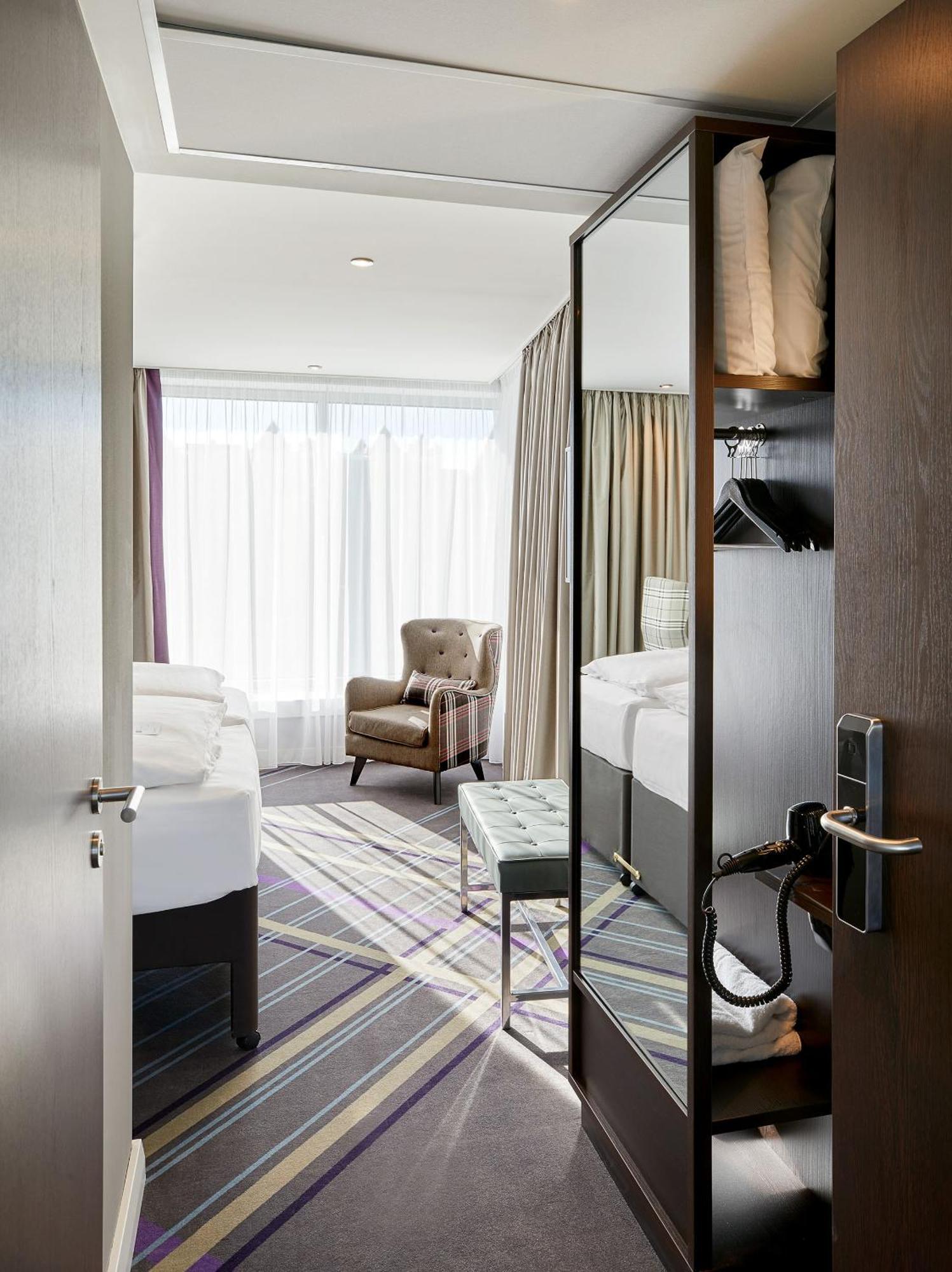 Premier Inn Hamburg City Zentrum Luaran gambar
