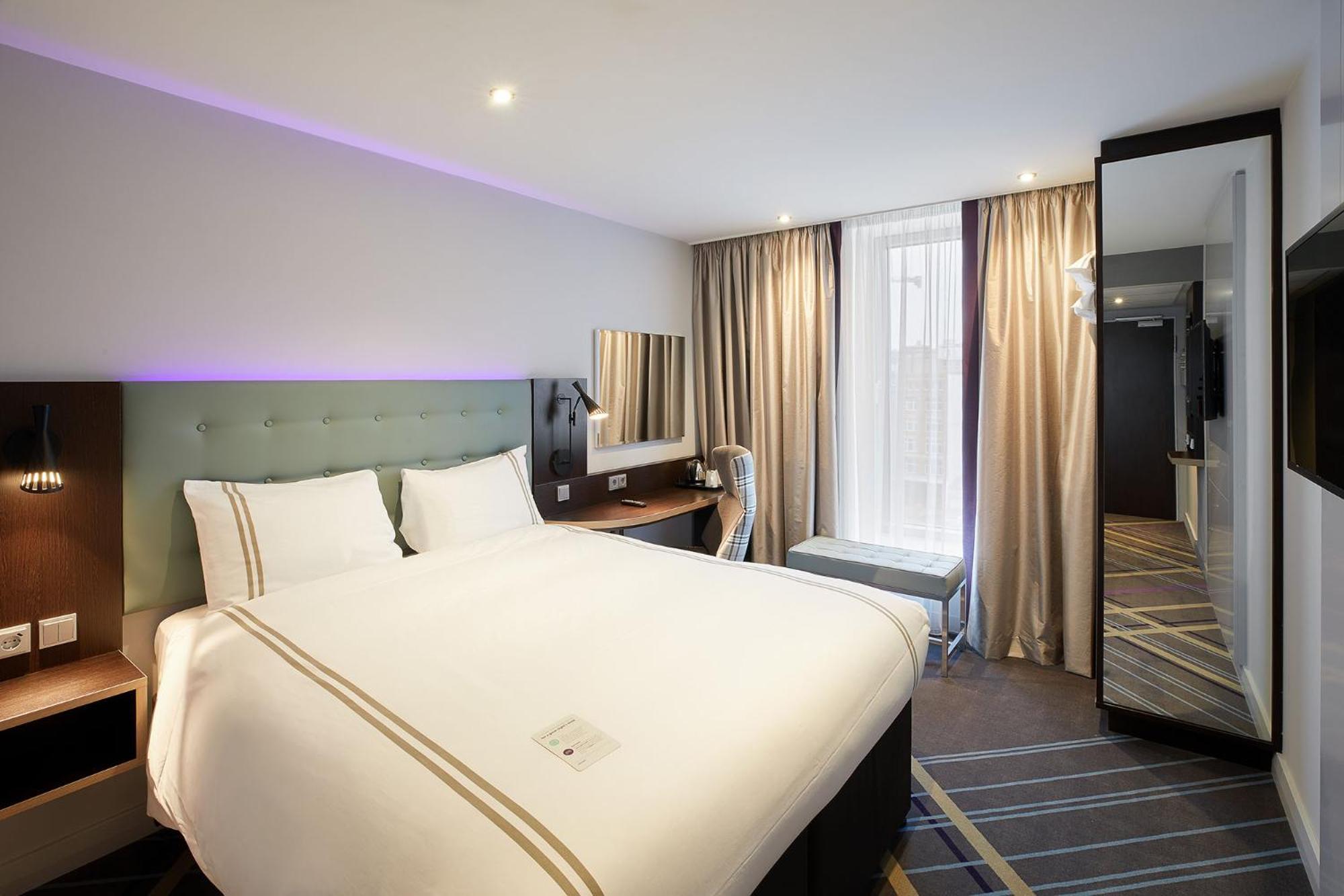 Premier Inn Hamburg City Zentrum Luaran gambar